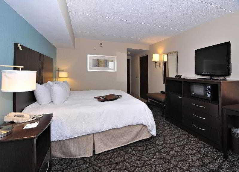 Hampton Inn Eden Exterior photo